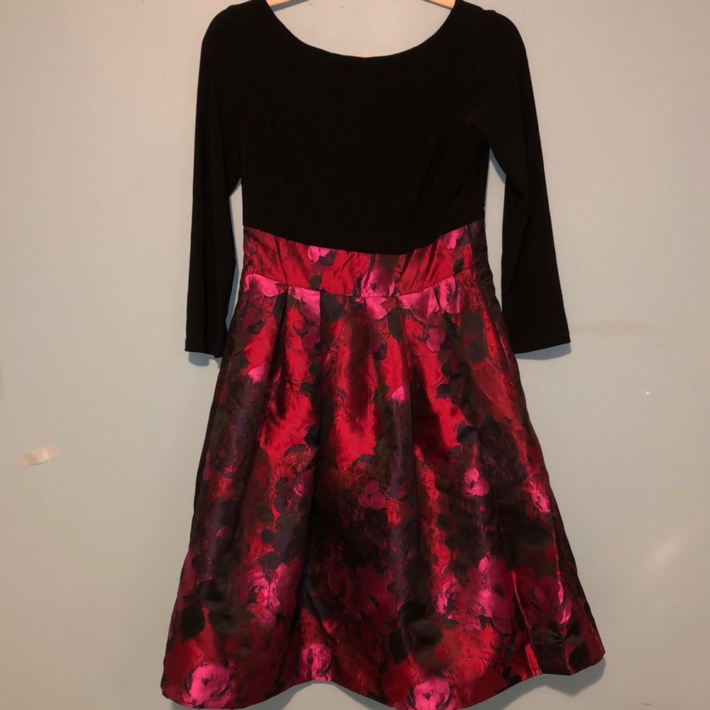 Rose Patterned Formal Dress - Picture 4 of 8